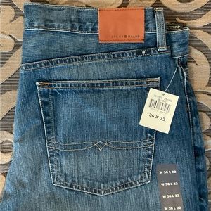 Brand new Lucky Brand Jeans 36x32